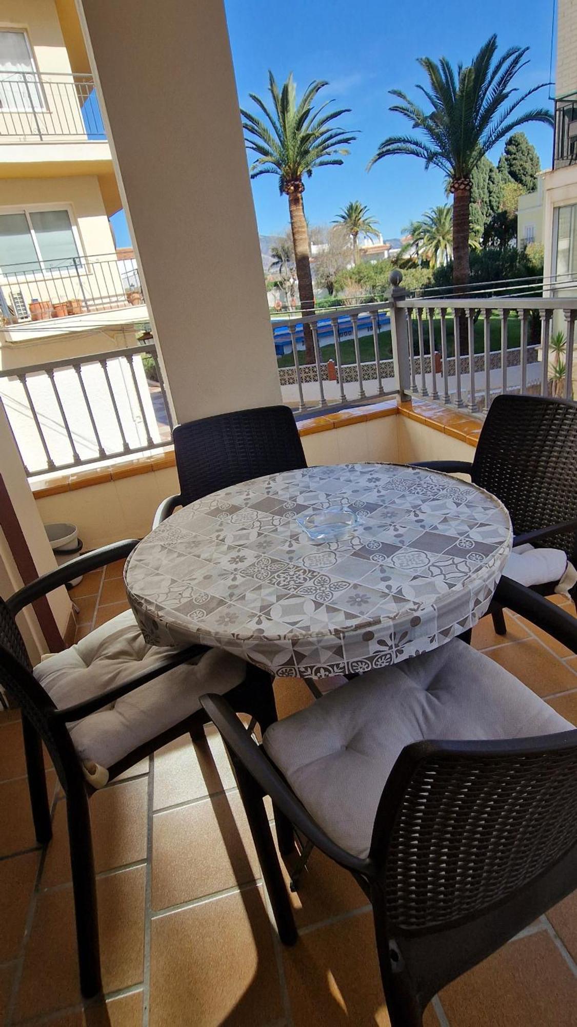 Apartamentos Latin Nerja Esterno foto