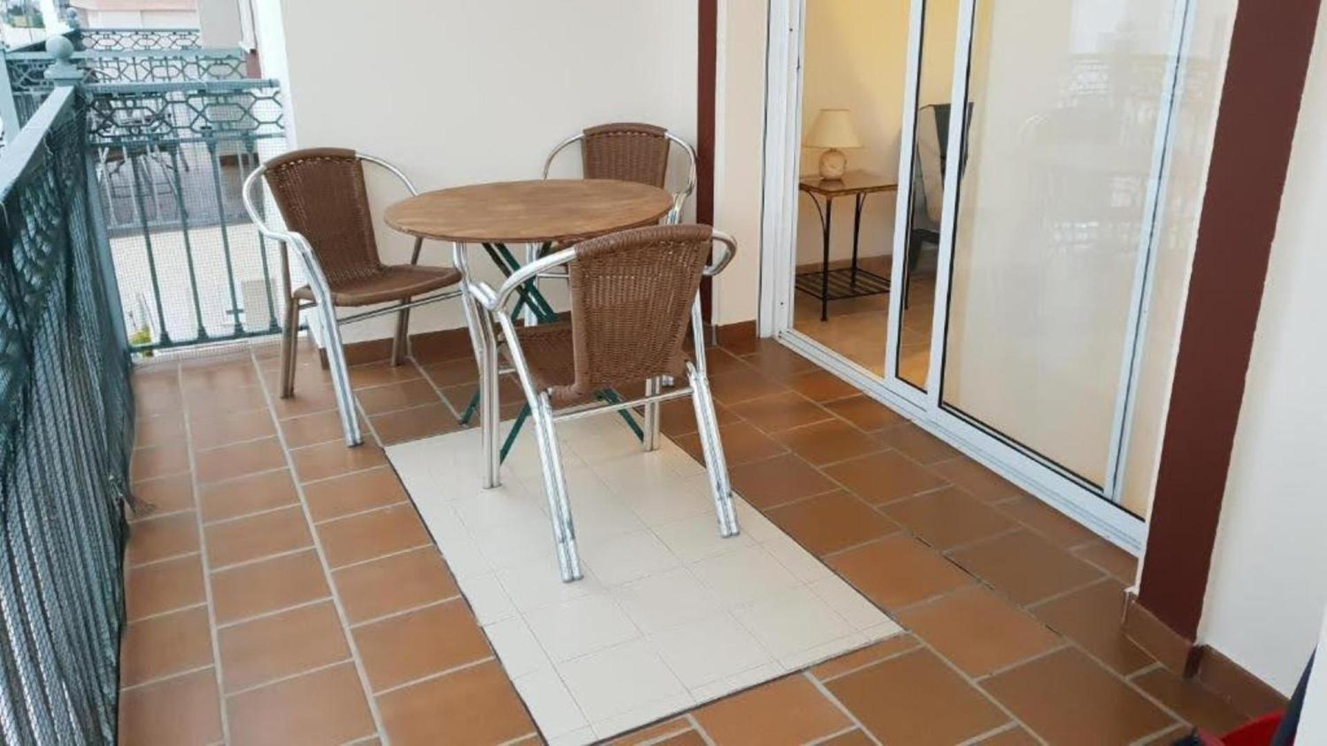 Apartamentos Latin Nerja Esterno foto