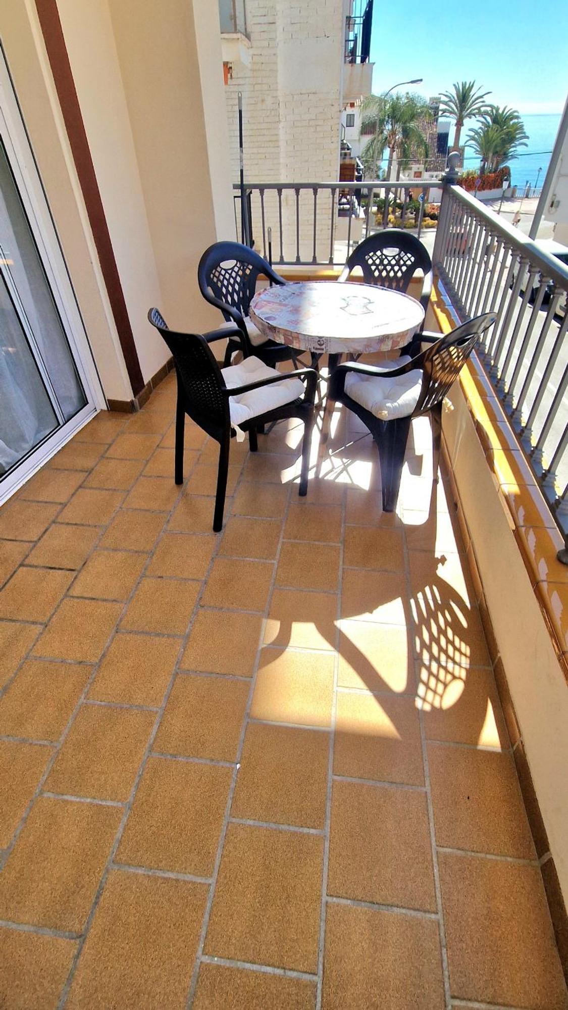 Apartamentos Latin Nerja Esterno foto
