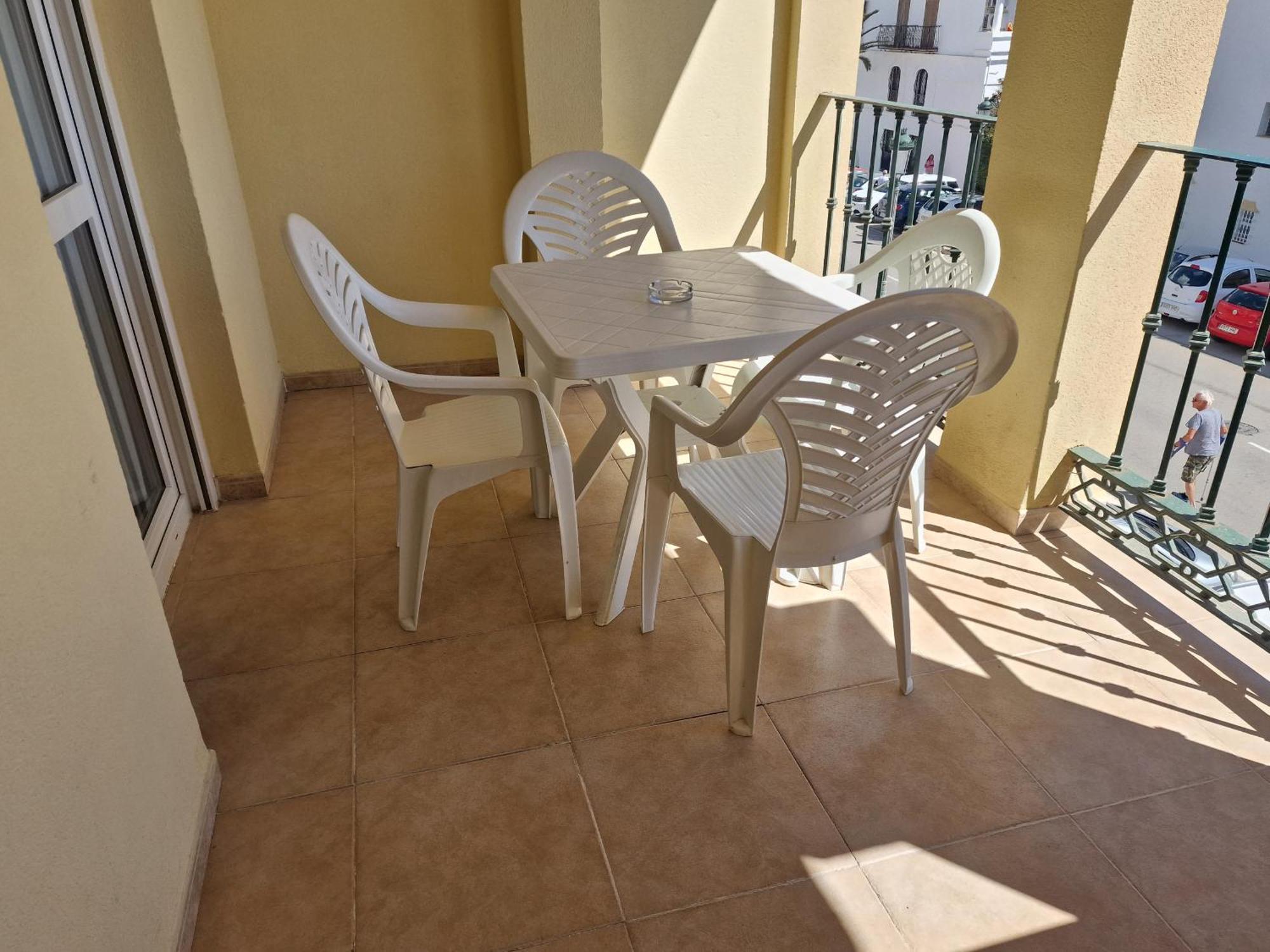 Apartamentos Latin Nerja Esterno foto