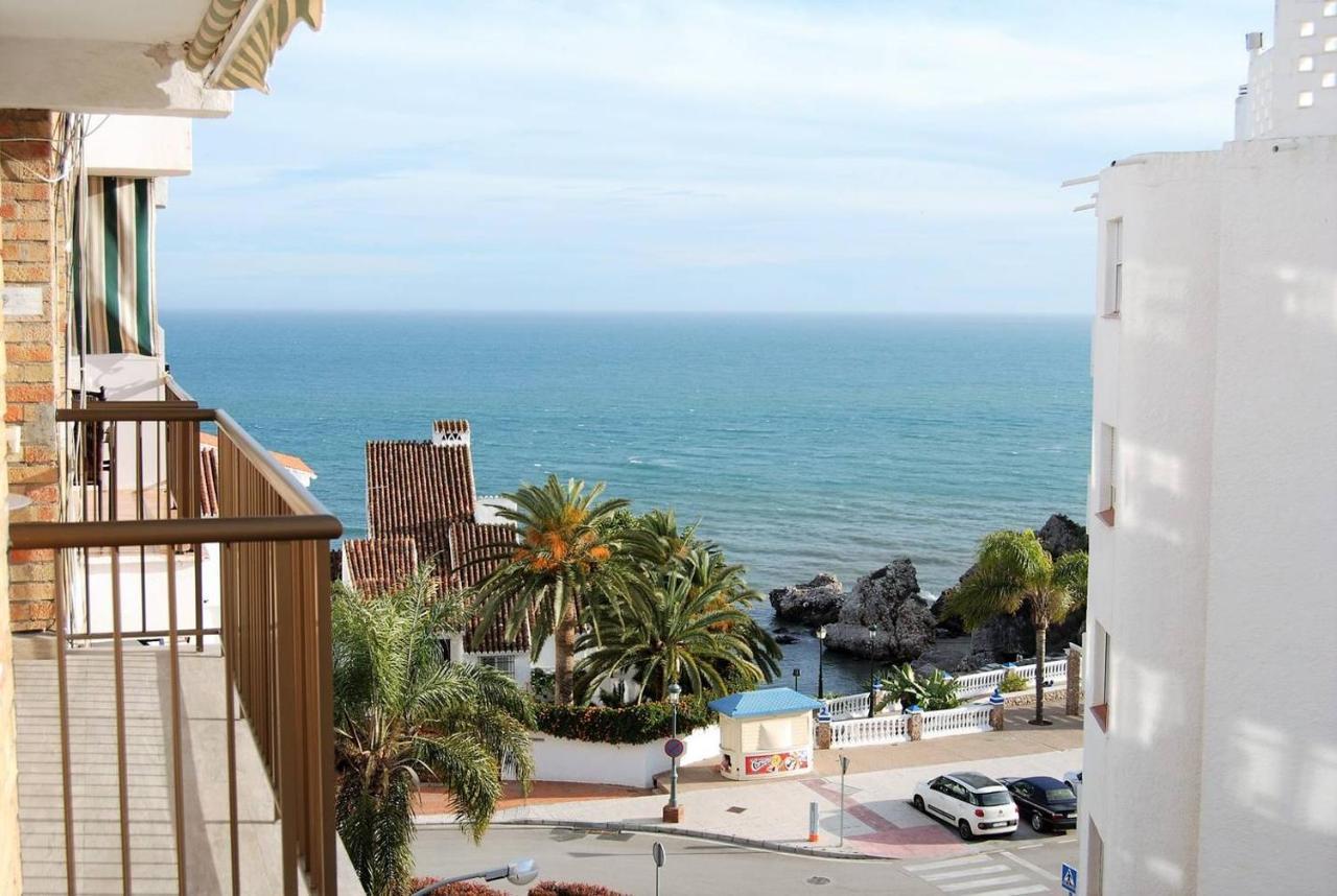 Apartamentos Latin Nerja Esterno foto
